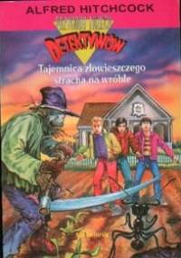 Tajemnica złowieszczego stracha na wróble - Alfred Hitchcock, Mary Carey