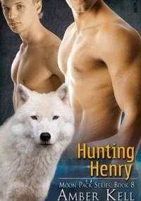 Hunting Henry - Amber Kell
