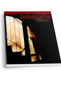 Fotografia. Między dokumentem a symbolem - Sławomir Sikora