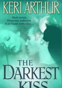 The Darkest Kiss - Keri Arthur